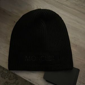 Unisex Black (NWT) Moncler beanie